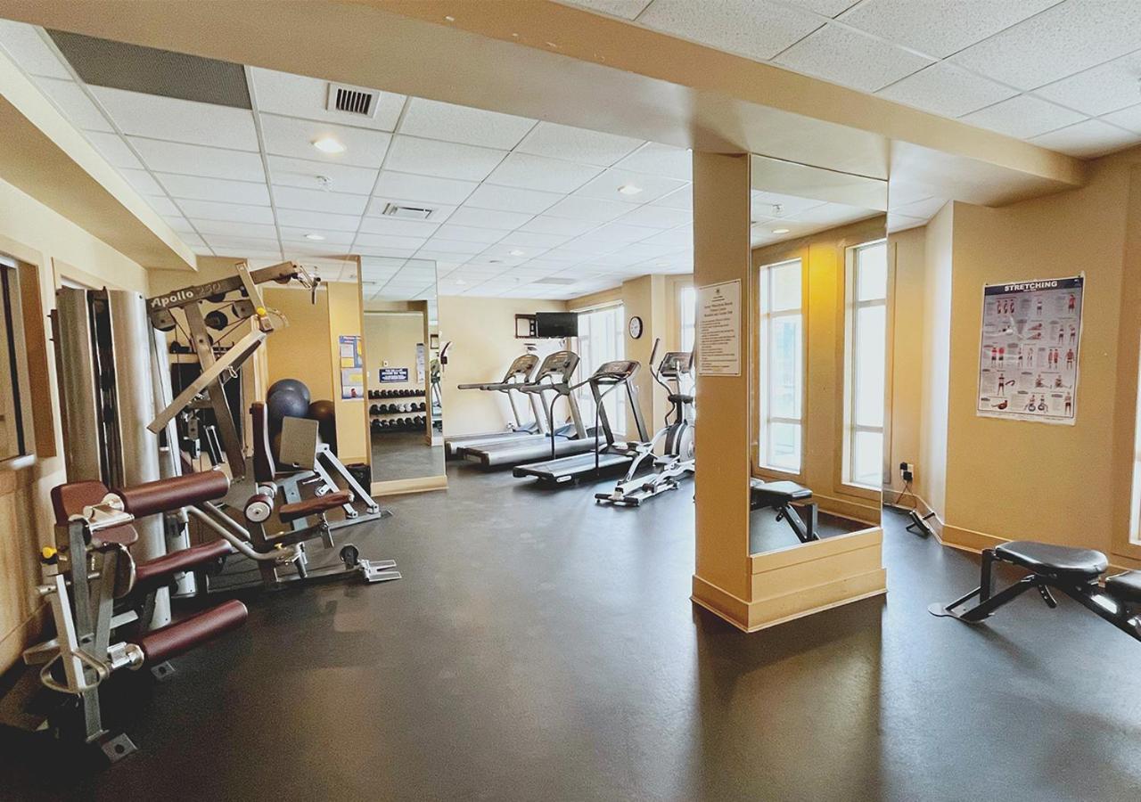 Downtown Waterfront Kelowna Oasis Newly Renovated 2Bed 2Bath Apartman Kültér fotó